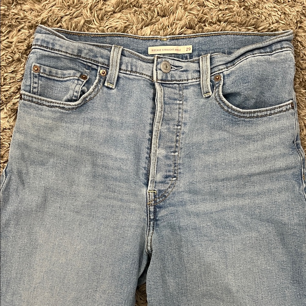 Levi's Light Blue Button Fly Cropped Straight-Leg Jeans - Picture 3 of 7
